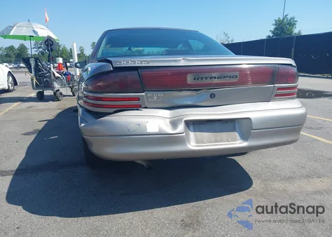 1997 Dodge Intrepid z USA, uszkodzony, nr VIN 2B3HD46T1VH509891